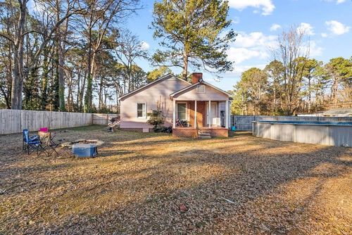 601 Juniper Ave, Dalton, GA, 30721-2738 | Card Image