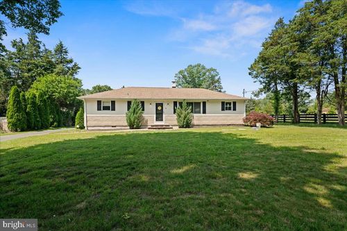 5 Applegate Rd, Jobstown, NJ, 08041-2202 | Card Image