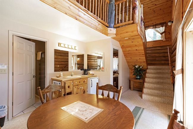 Cabin 10 Interior | Image 53