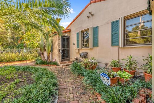 2550 Trapp Ave, Coconut Grove, FL, 33133-3824 | Card Image