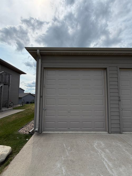 269 242nd Ave, Spirit Lake, IA, 51360 | Card Image