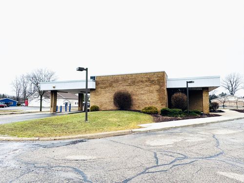 5101 N Grand River Avenue, Lansing, MI, 48906 | Card Image