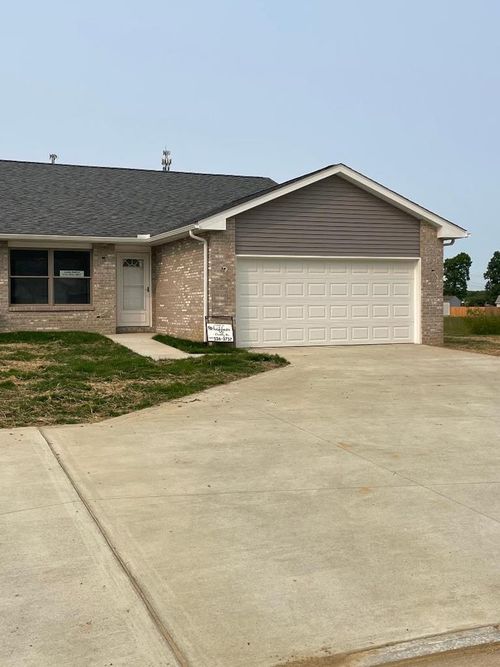 2585 Deerfield Rd, Ontario, OH, 44906-4007 | Card Image