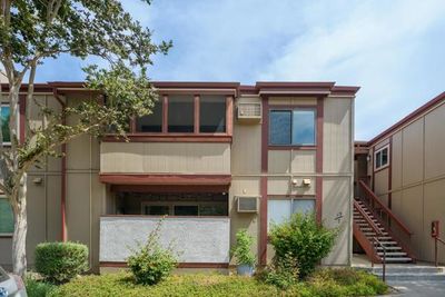 15 - Adobe Falls Rd, Condo with 2 bedrooms, 2 bathrooms and 1 parking in San Diego CA | Image 1