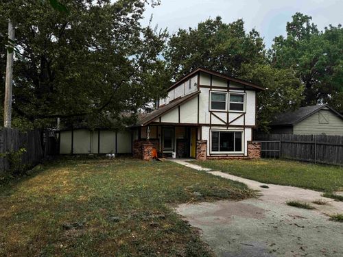 1313 S Fern St, Wichita, KS, 67213-3749 | Card Image