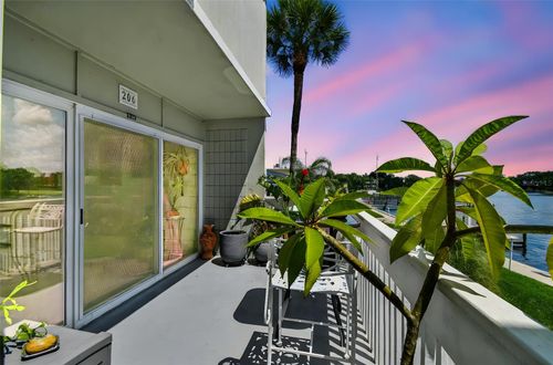 apt-d206-2424 W Tampa Bay Blvd, TAMPA, FL, 33607-1335 | Card Image