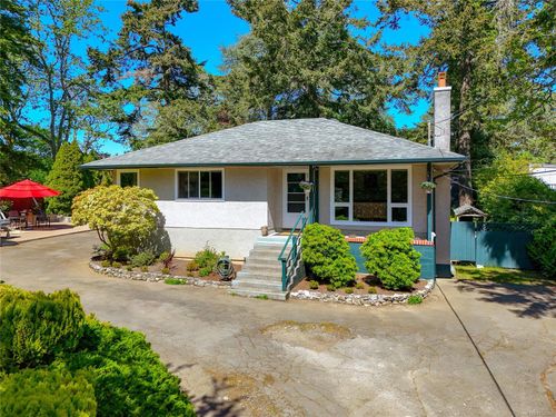 164 Island Highway, Victoria, BC, V9B1G2 | Card Image