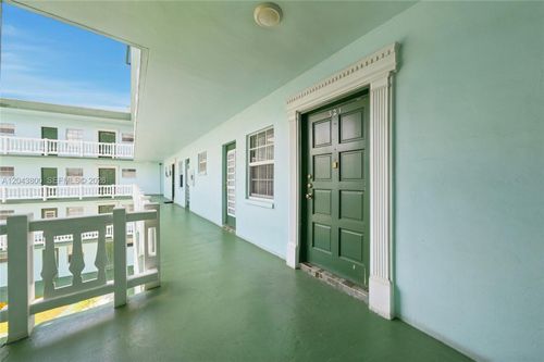 321-4141 Nw 44th Ave, Lauderdale Lakes, FL, 33319-4866 | Card Image