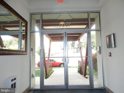 apt-406-1501 27th St Se, WASHINGTON, DC, 20020-3961 | Card Image