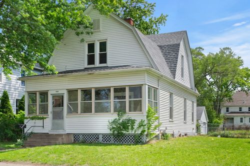 1023 16th St, Rock Island, IL, 61201-2556 | Card Image