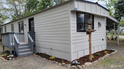 10161 S Naches Road, House other with 3 bedrooms, 2 bathrooms and 2 parking in Naches WA | Image 2