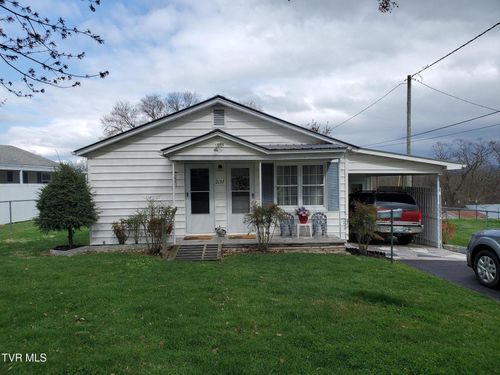 2157 Buckingham Rd, Greeneville, TN, 37745-6801 | Card Image