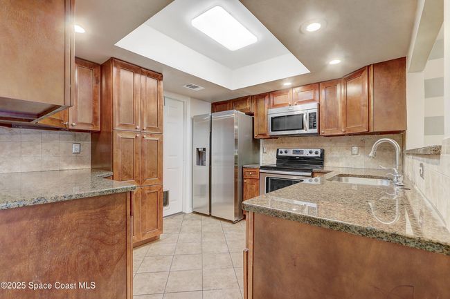53 Emerald Ct, Townhouse with 2 bedrooms, 3 bathrooms and null parking in Satellite Beach FL | Image 15
