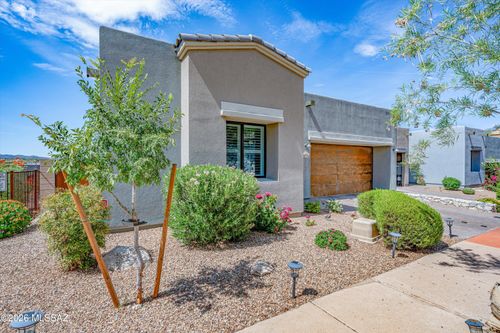 1721 E Vico Bella Luna, Oro Valley, AZ, 85737-6059 | Card Image