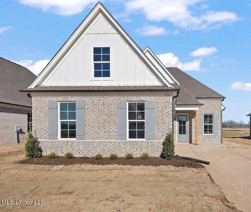 811 Coahoma Ct, Nesbit, MS, 38651 | Card Image