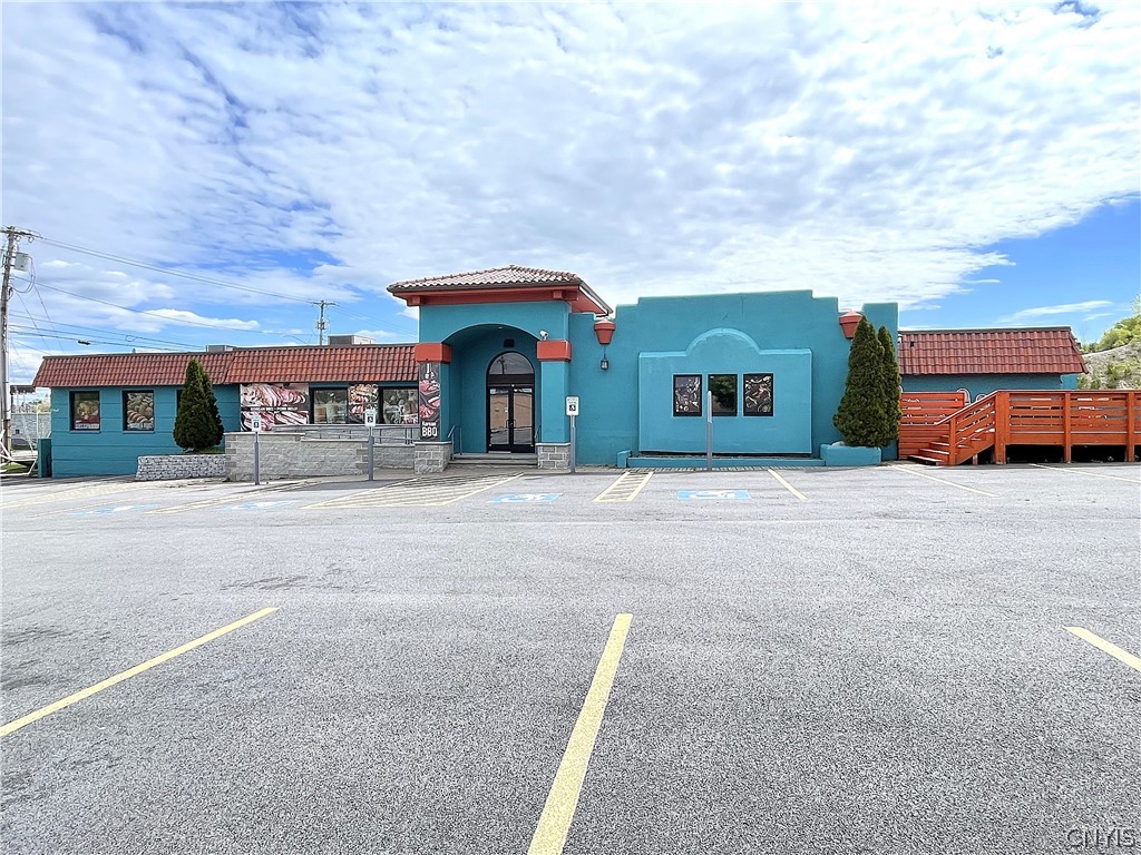 2956 Erie Blvd E, Syracuse, NY 13210