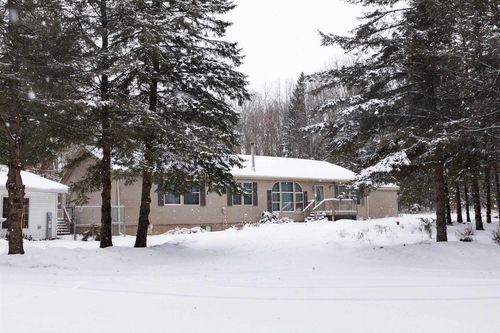 N1545 4th Ave, COLOMA, WI, 54930-8938 | Card Image