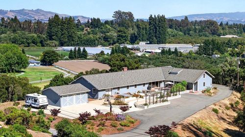 75 Skylark Ln, Watsonville, CA, 95076 | Card Image
