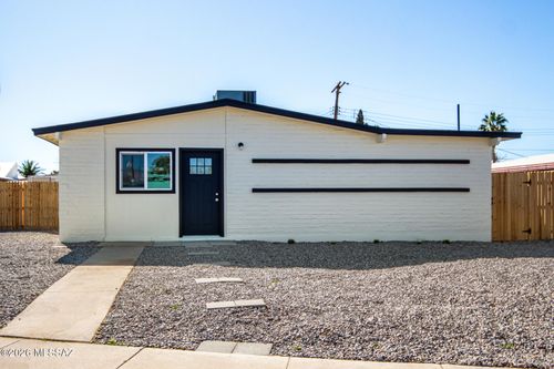 3770 E 27th St, Tucson, AZ, 85713-2444 | Card Image