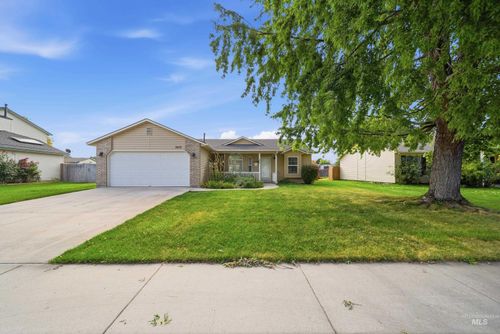 2419 E Maryland Ave, Nampa, ID, 83686 | Card Image
