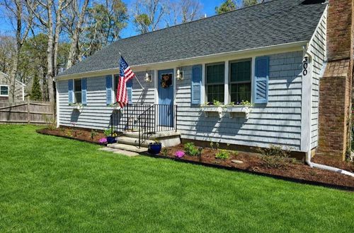 300 School House Rd, Eastham, MA, 02642-3008 | Card Image