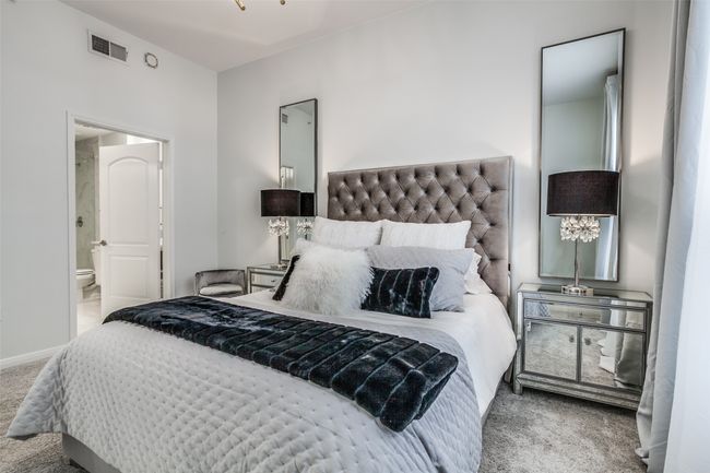 APT-220 - 3225 Turtle Creek Blvd, Condo with 2 bedrooms, 2 bathrooms and null parking in Dallas TX | Image 13