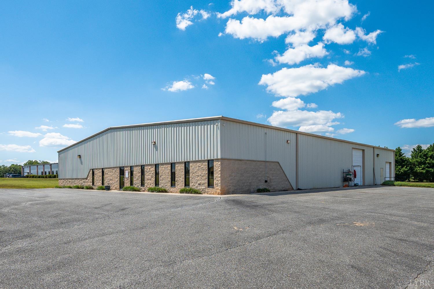 Commercial Sale in Appomattox