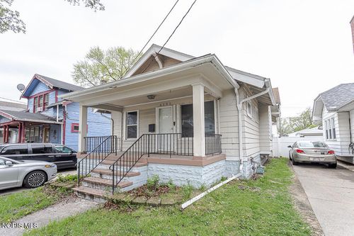 4151 Jackman Rd, Toledo, OH, 43612-1573 | Card Image