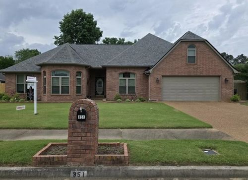 351 Wolf Lair Cv, Collierville, TN, 38017-8646 | Card Image
