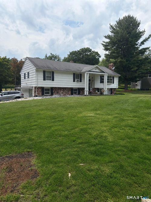 4685 Madison Ave, Trumbull, CT, 06611-1731 | Card Image