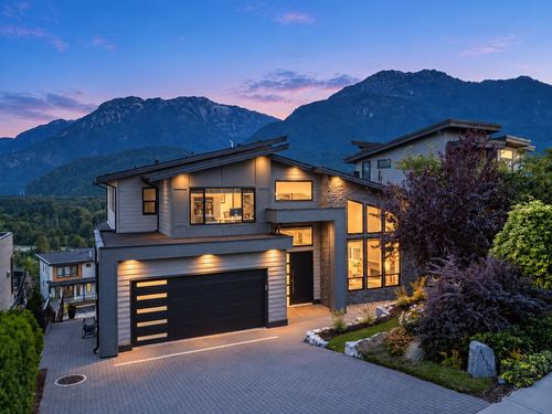 41301 Horizon Dr, Squamish, BC, V8B0Y7 | Card Image