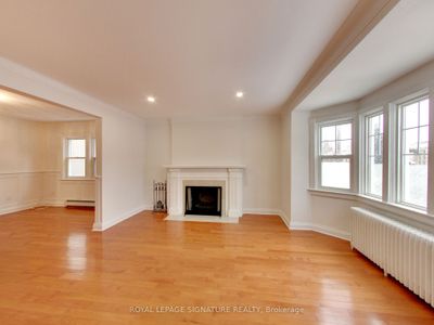 MAIN - 1691 Bathurst St, Home with 2 bedrooms, 1 bathrooms and 1 parking in Toronto ON | Image 2