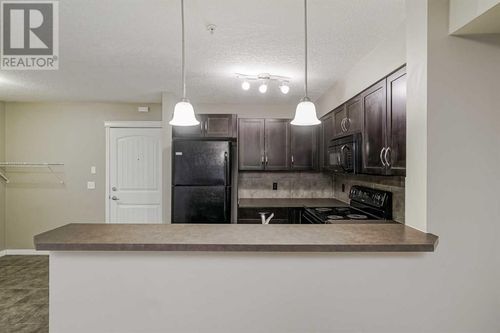 1206-115 Prestwick Villas Se, Calgary, AB, T2Z0M8 | Card Image