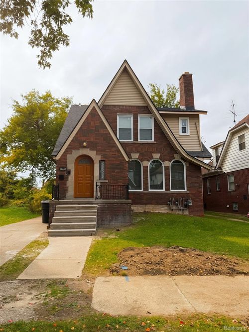 3919 Devonshire Rd, Detroit, MI, 48224-3633 | Card Image