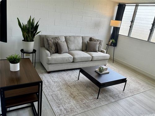 apt-201-502 Captain Cook Ave, Honolulu, HI, 96813-2065 | Card Image