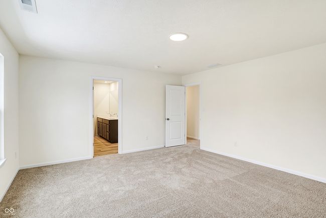 7161 Jackson Dr, House other with 4 bedrooms, 3 bathrooms and null parking in Cumberland IN | Image 32