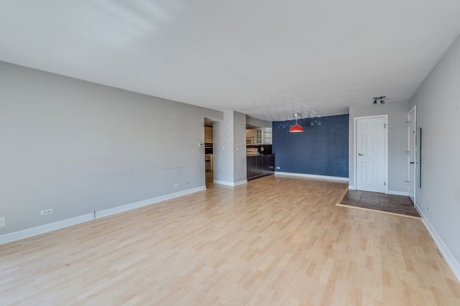 APT-2A - 4524 Kings Walk Dr, Condo with 2 bedrooms, 2 bathrooms and 2 parking in Rolling Meadows IL | Image 10