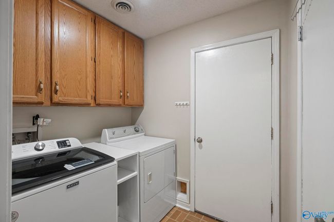 702 Royce Cir Se, House other with 4 bedrooms, 2 bathrooms and null parking in Huntsville AL | Image 29