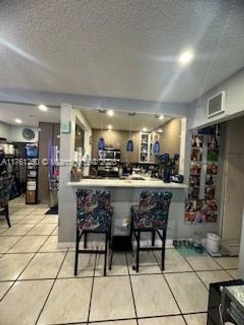 141 E 16th St, Hialeah, FL, 33010-3127 | Card Image