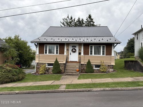 131 Elm St, Williamsport, PA, 17702-6910 | Card Image
