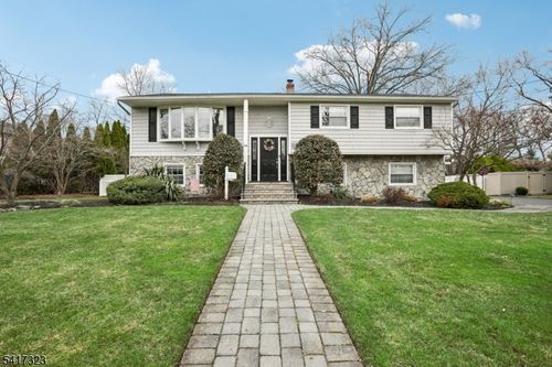 116 Carol Pl, Wayne, NJ, 07470-2941 | Card Image