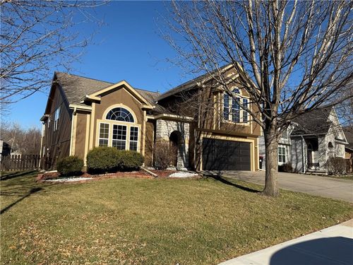 21710 W 62nd St, Shawnee, KS, 66218-8971 | Card Image