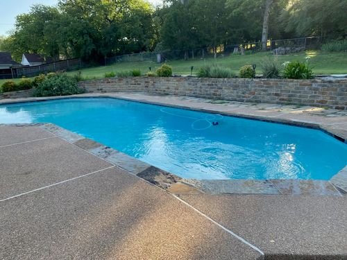 107 Sundance Ct, Hudson Oaks, TX, 76087-8282 | Card Image
