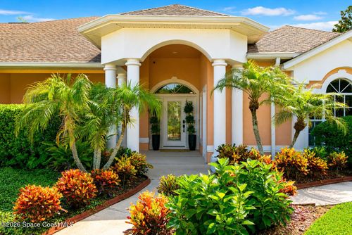 3130 Southern Oaks Dr, Merritt Island, FL, 32952-4153 | Card Image