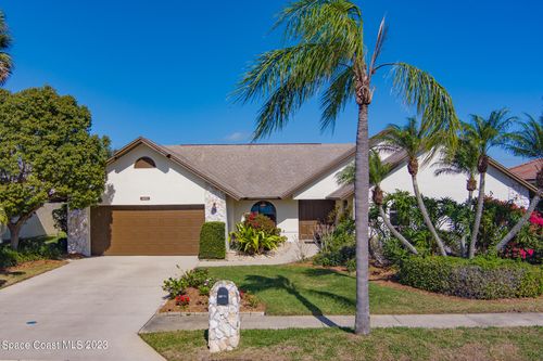 2100 Leeward Ln, MERRITT ISLAND, FL, 32953-3061 | Card Image