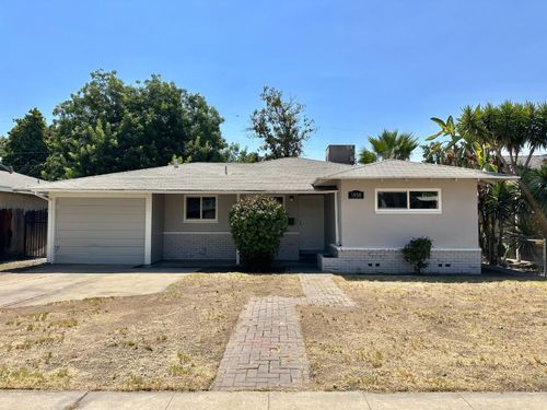 1950 E Simpson Avenue, Fresno, CA, 93703 | Card Image