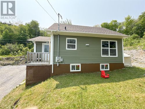 11 Rivervale Rd, Corner Brook, NL, A2H5X5 | Card Image