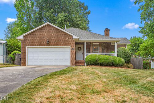 319 Westridge Dr, Burlington, NC, 27215-8117 | Card Image