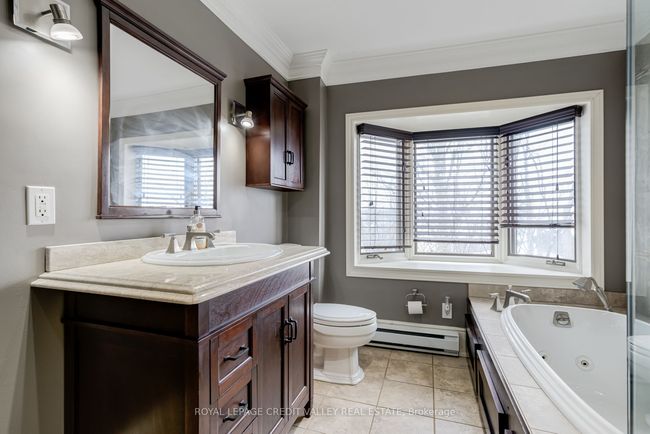 131 Ridge Rd, House other with 3 bedrooms, 3 bathrooms and 8 parking in Stoney Creek ON | Image 26