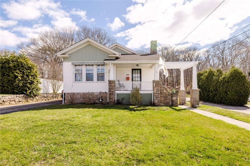 199 High St, Westerly, RI, 02891-1775 | Card Image